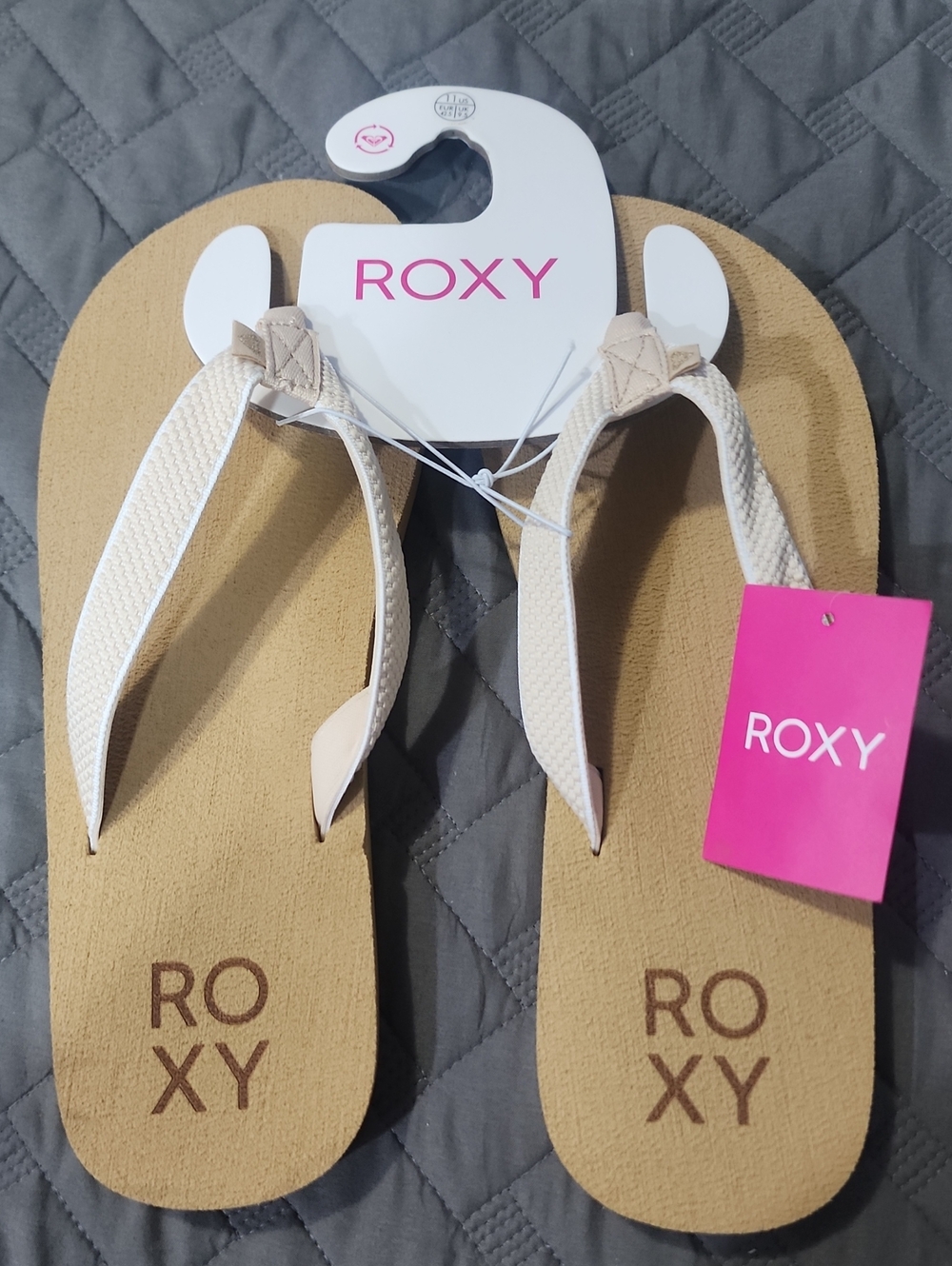 Roxy Beige Flip Flops - Size 11